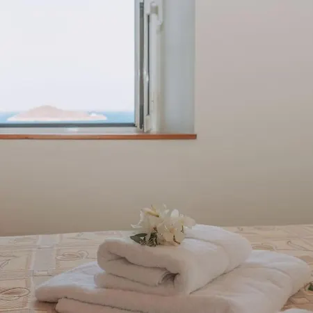 Aurora Retreat In Spilia Leros Holiday home *